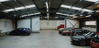 Some-Unique-Concepts-of-Garage-Painting-That-Worth-Trying-on-hometalk-news