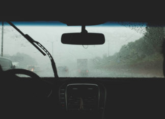 Get-Best-Tips-to-Drive-While-Raining-Right-Way-on-hometalk-news