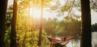 The-Travel-Hammock–-The-Fun-Starts-For-Two-Guys-on-hometalk
