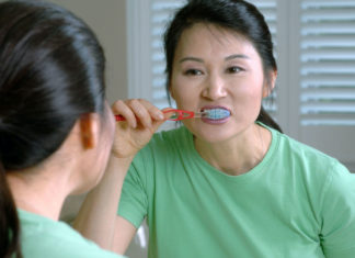 Some-Common-Brushing-Mistakes-That-You-Should-Know-on-hometalk